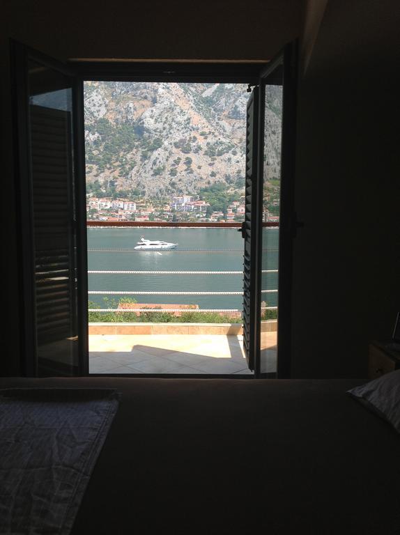 Villa "M Family" Kotor Bagian luar foto